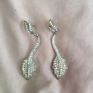 Long /hanging earrings